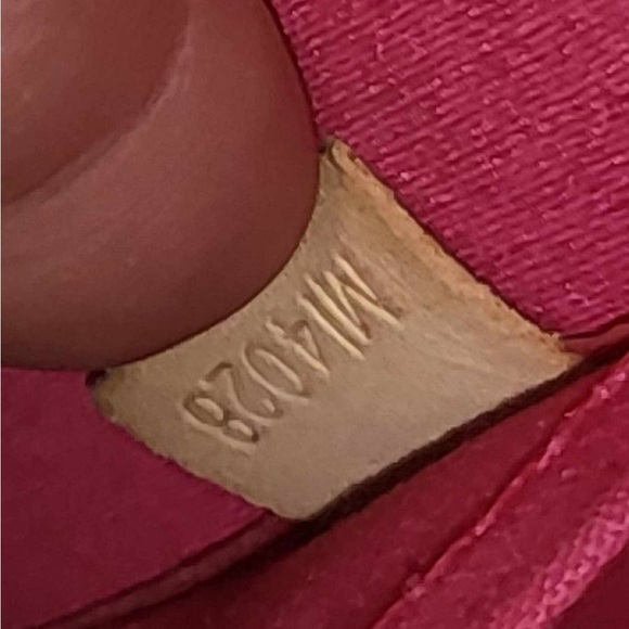 —SOLD—LV Red Vernis GM Alma - Picture 16 of 16